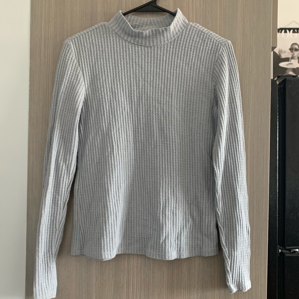 Falls Creek grey turtleneck size M